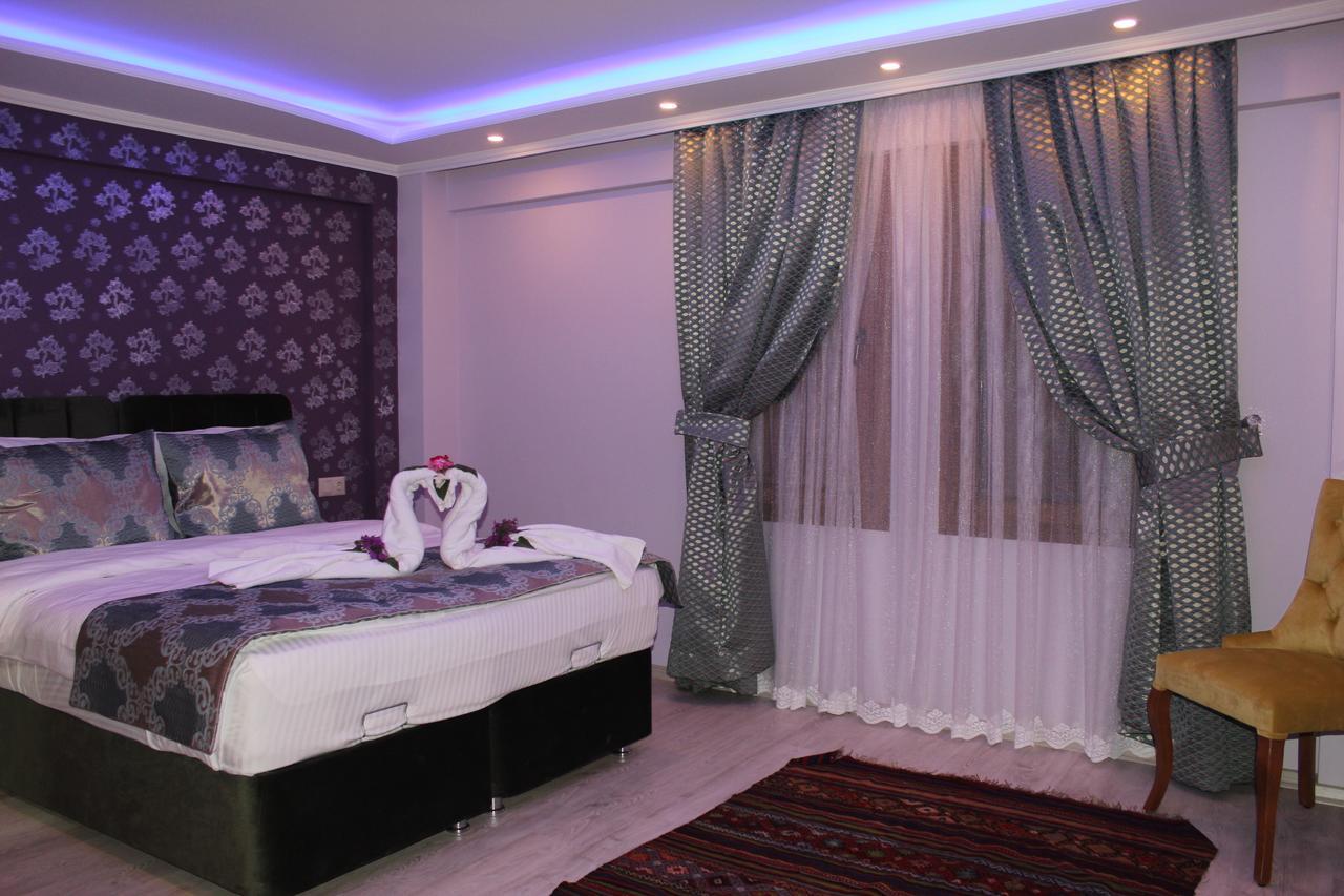 Safran Palas Yenifoca Room photo